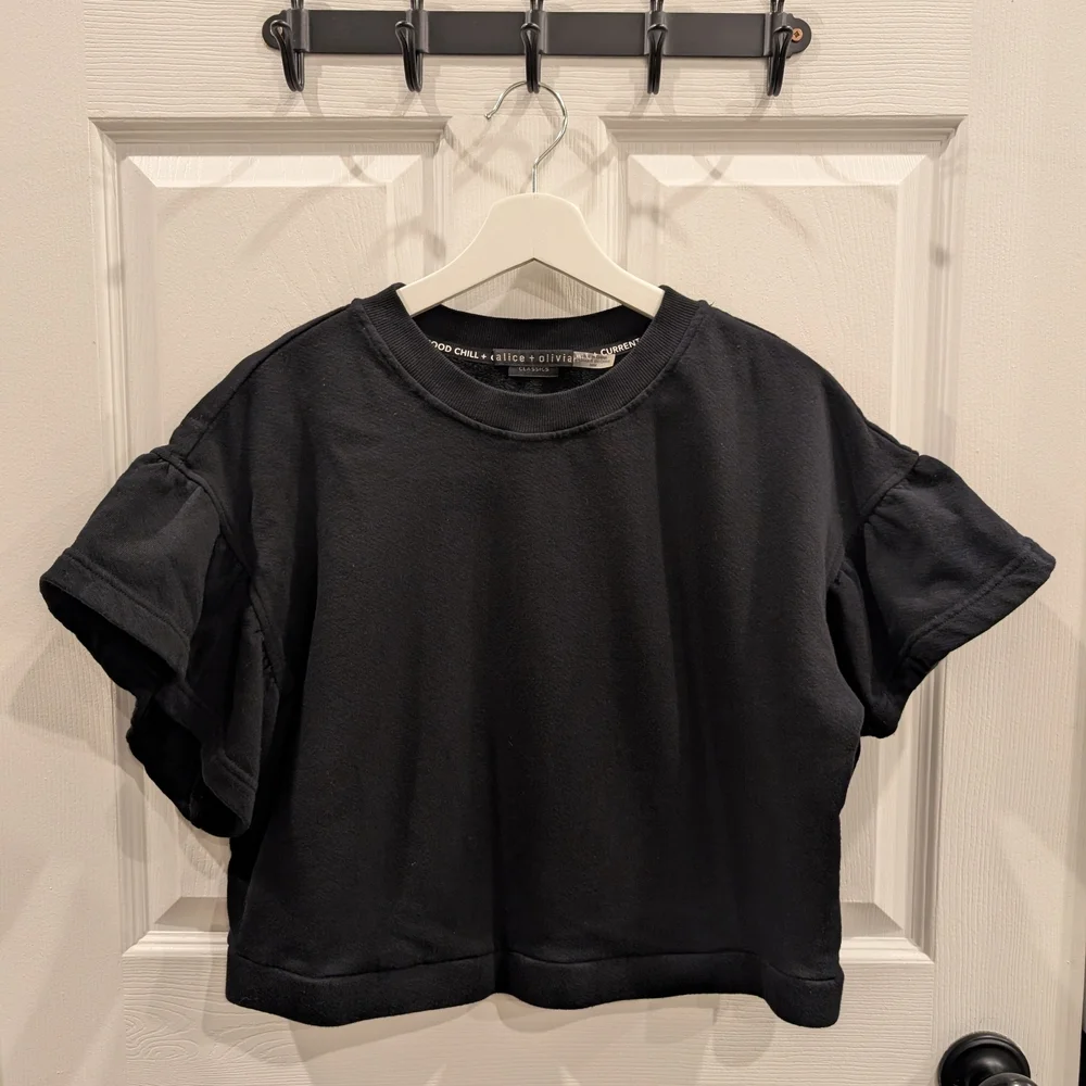 Alice + Olivia Joline Ruffle Sleeve Sweatshirt Tee - Picture 2 of 8